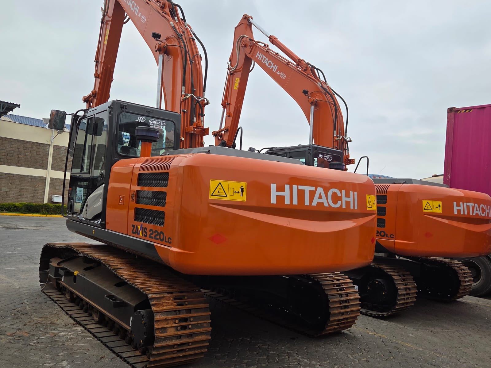 Hitachi excavatorsx